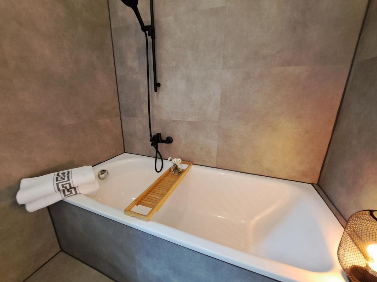 Gemuetliche Helle Ferienwohnung Dresde Exterior foto
